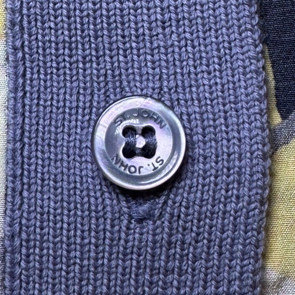 St. John Merino Wool & Silk Floral Panel Button Down Cardigan Size S READ - Picture 9 of 15